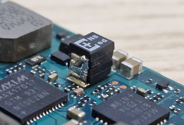 Stacked capacitor soldered